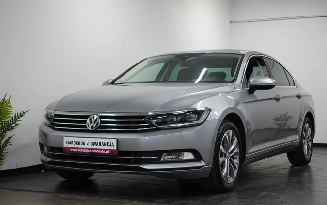 Volkswagen Passat cena 86900 przebieg: 107241, rok produkcji 2018 z Przemków małe 742